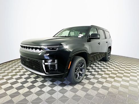 New 2026 Jeep Grand Wagoneer Limited AWD/4WD image 4