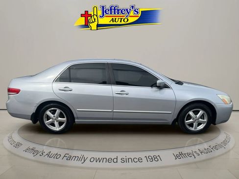 Used 2004 Honda Accord EX image 4