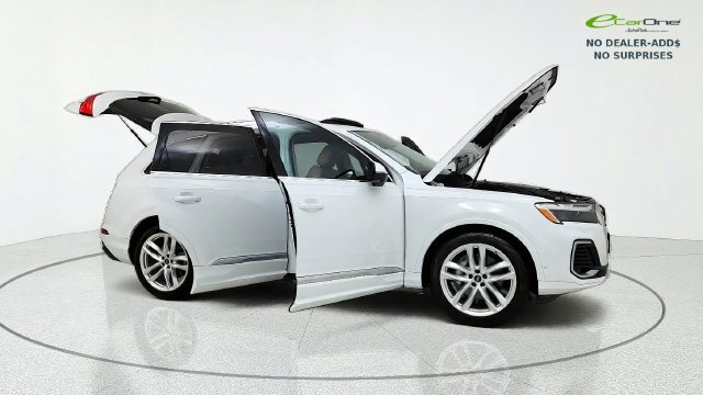 Used 2025 Audi Q7 3.0T Premium Plus w/ Premium Plus Package AWD/4WD image 87