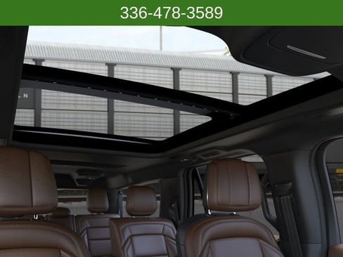 New 2026 Lincoln Navigator L Reserve AWD/4WD image 22