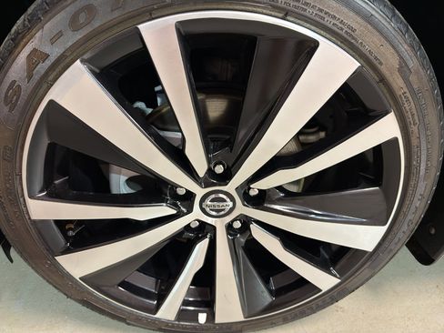 Used 2019 Nissan Altima 2.5 SR w/ SR Premium Package image 33