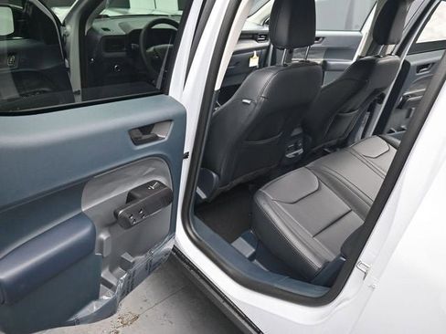 New 2026 Ford Maverick Lariat w/ Black Appearance Package AWD/4WD image 19