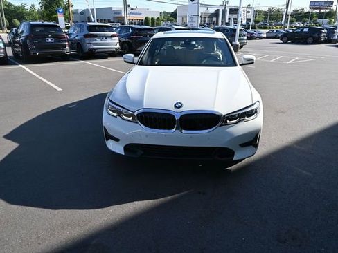 Used 2019 BMW 330i xDrive Sedan w/ Convenience Package AWD/4WD image 15