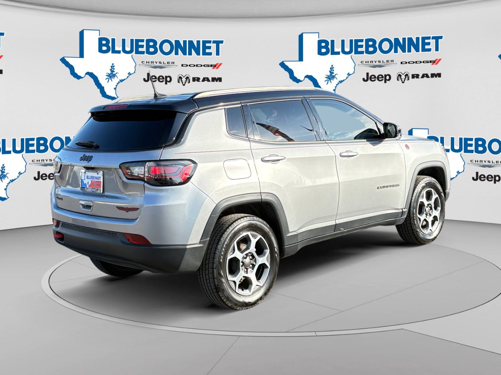 Certified 2022 Jeep Compass Trailhawk w/ Trailhawk Elite Group AWD/4WD image 5