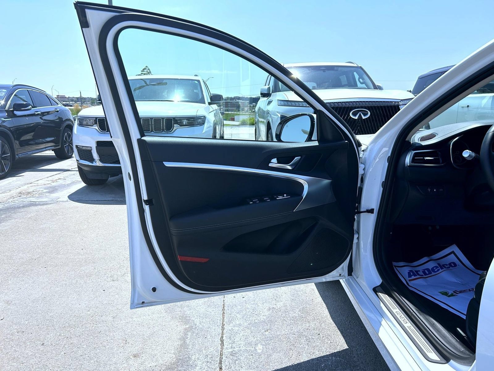 Certified 2026 Genesis G70 2.5T AWD/4WD image 9