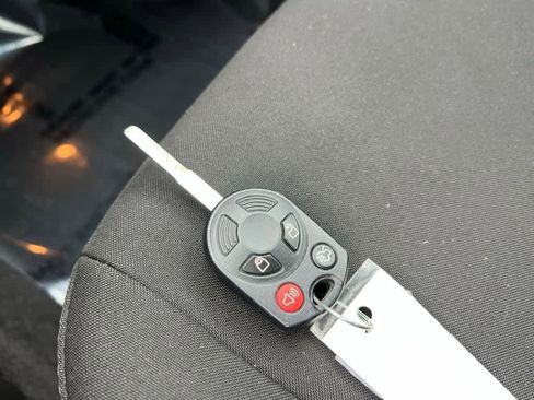 Used 2017 Ford Focus SE image 29