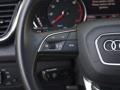 Used 2023 Audi Q5 2.0T Premium w/ Convenience Package AWD/4WD image 8