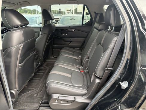 Used 2025 Honda Pilot EX-L image 8