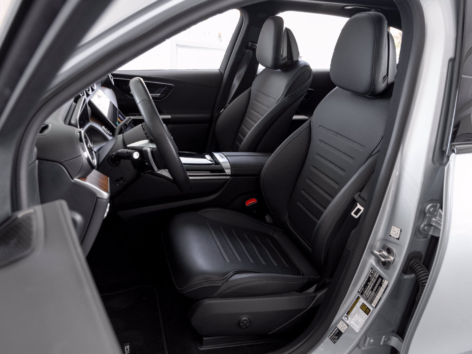 Certified 2026 Mercedes-Benz GLC 300 4MATIC image 10