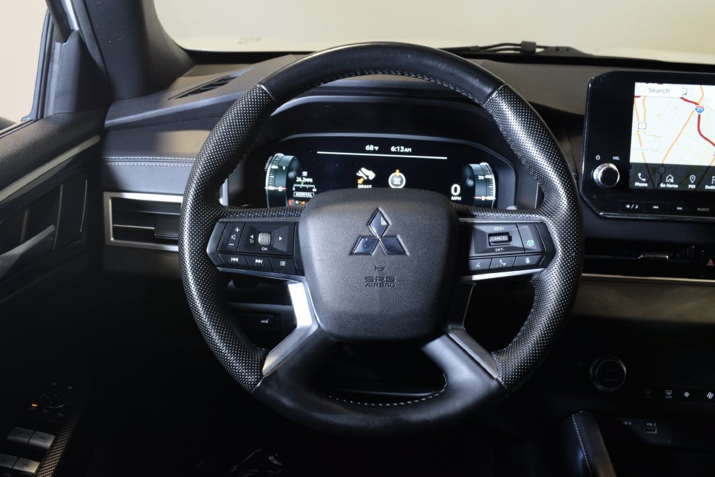 Used 2023 Mitsubishi Outlander SE AWD/4WD image 21