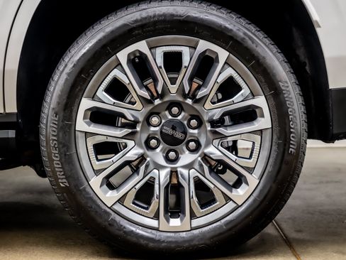 Used 2023 GMC Yukon Denali Ultimate AWD/4WD image 37