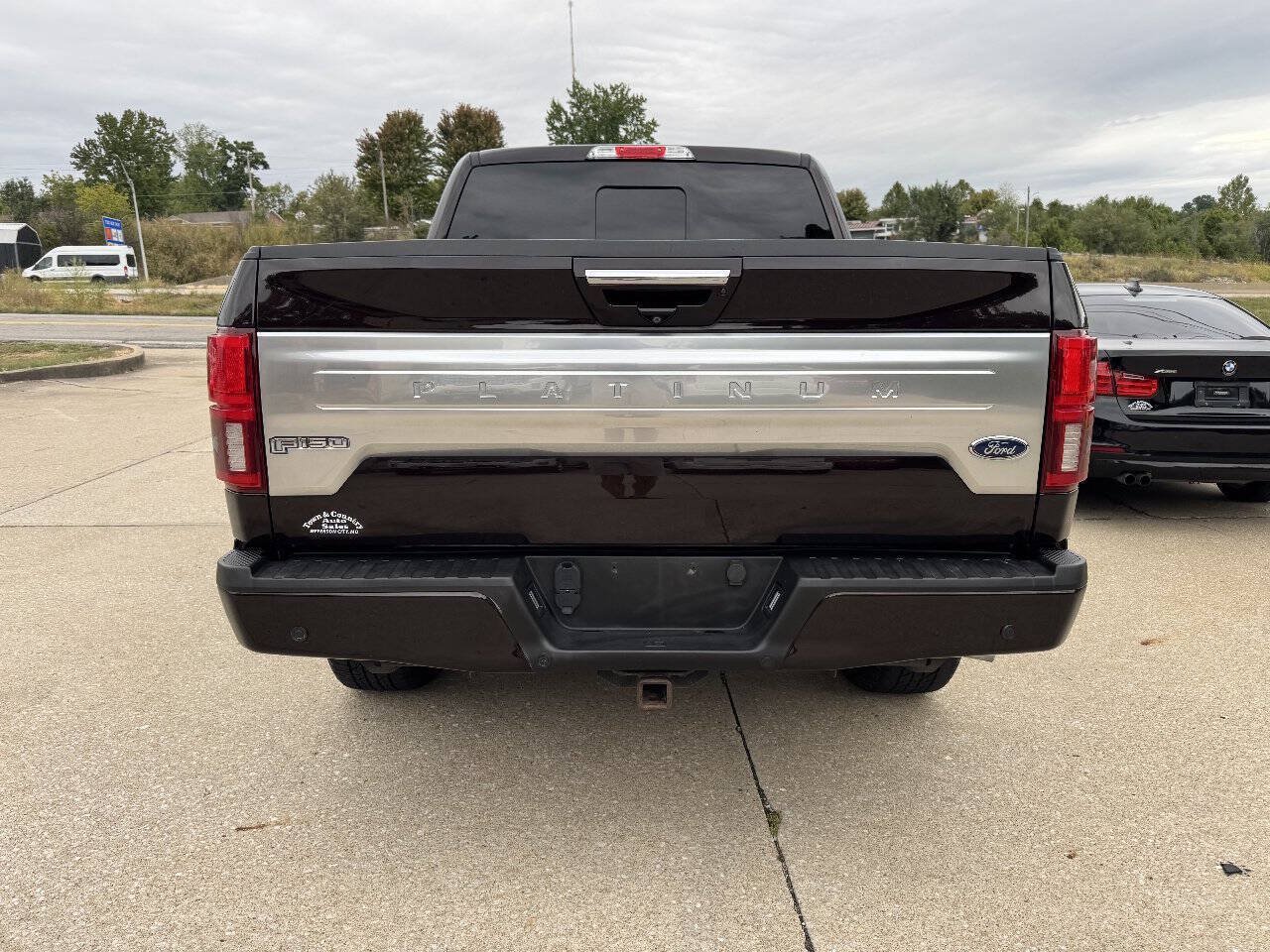Used 2018 Ford F150 Platinum w/ Equipment Group 701A Luxury AWD/4WD image 9
