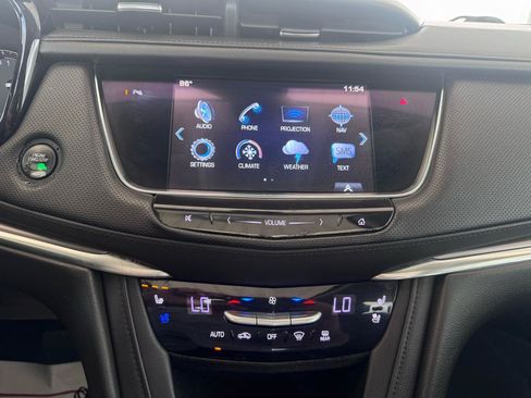 Used 2017 Cadillac XT5 Premium Luxury FWD image 17