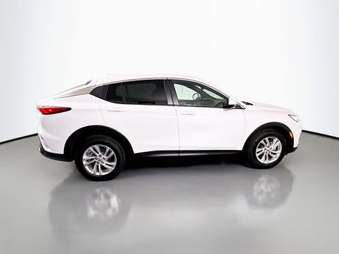 Used 2024 Buick Envista Preferred FWD image 11