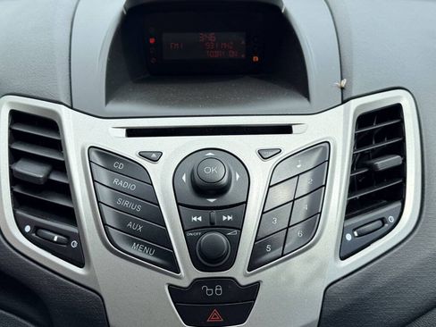 Used 2011 Ford Fiesta SE w/ 202A Rapid Spec Order Code FWD image 15