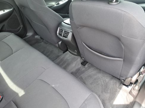 Used 2024 Chevrolet Malibu LT FWD image 11