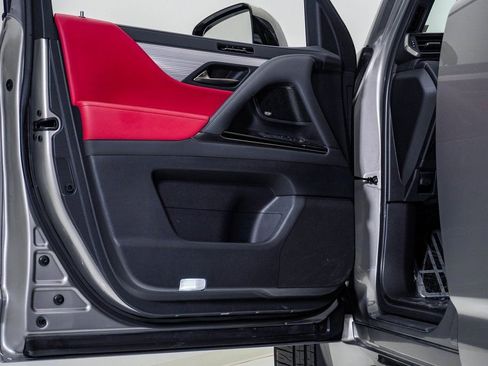 Used 2024 Lexus LX 600 F Sport image 30