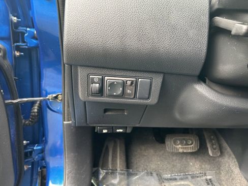 Used 2007 Nissan Versa 1.8 S w/ PWR Pkg FWD image 21