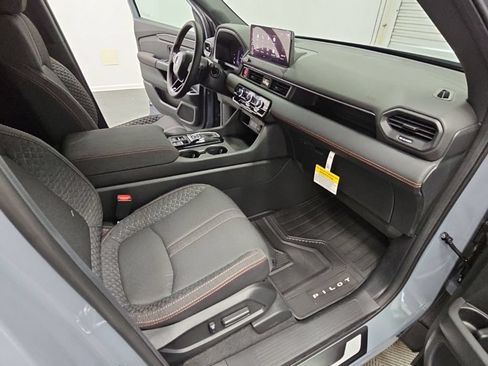 New 2026 Honda Pilot Sport image 37