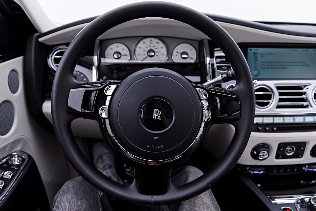 Used 2016 Rolls-Royce Ghost RWD image 66