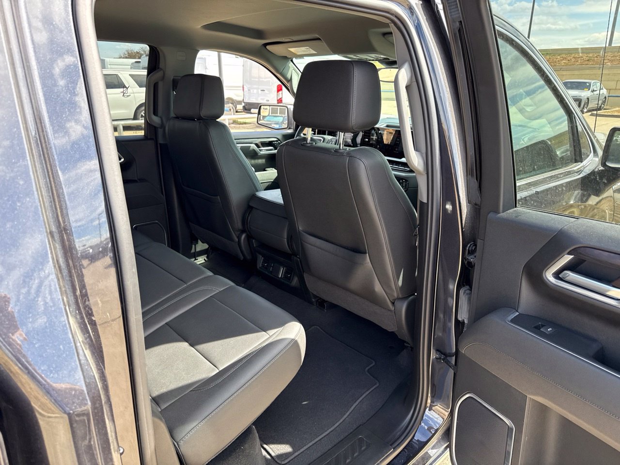 Used 2026 GMC Sierra 1500 SLT RWD image 12