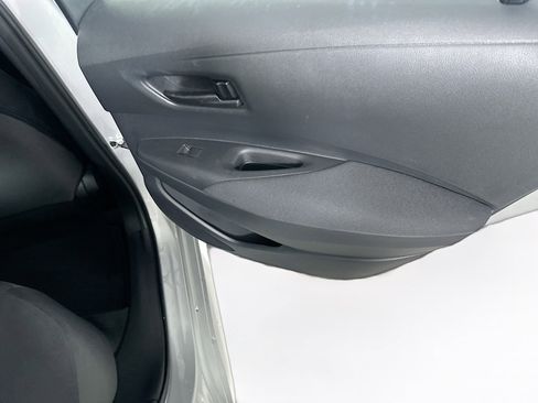 Used 2024 Toyota Corolla LE image 28