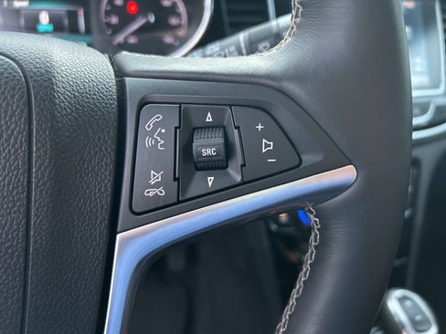 Used 2017 Buick Encore Premium w/ Experience Buick Package image 19