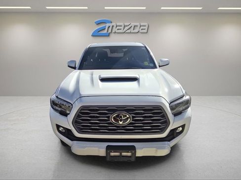 Used 2021 Toyota Tacoma TRD Sport w/ TRD Premium Sport Package image 17