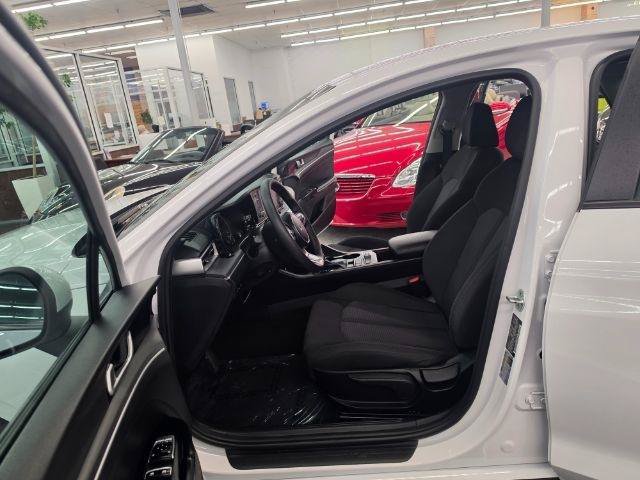 Used 2023 Kia K5 LXS FWD image 30