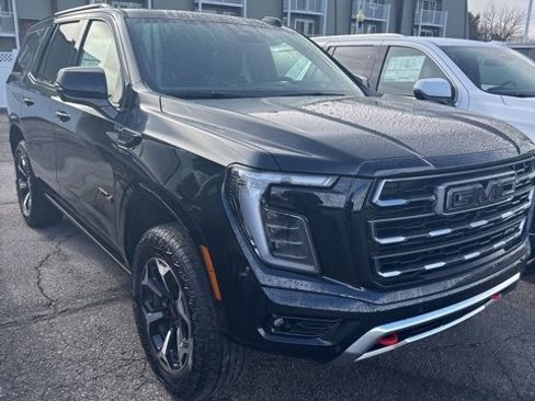 New 2026 GMC Yukon AT4 w/ AT4 Premium Package image 3