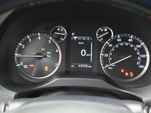 Used 2022 Lexus GX 460 Premium w/ Premium Plus Package AWD/4WD image 18