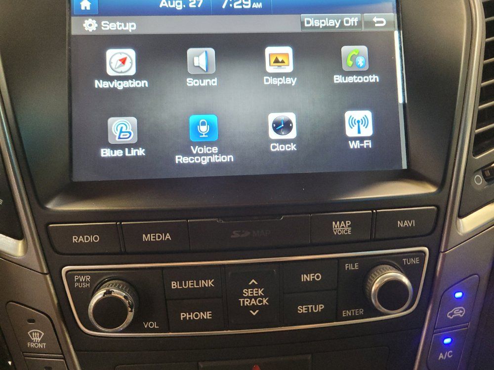 Used 2018 Hyundai Santa Fe Sport FWD image 25