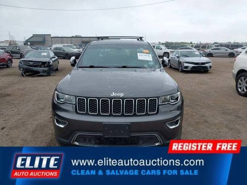 Used 2020 Jeep Grand Cherokee Limited image 24