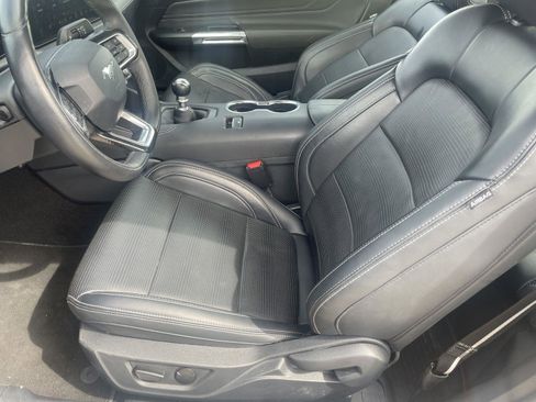 Used 2025 Ford Mustang GT Premium image 11