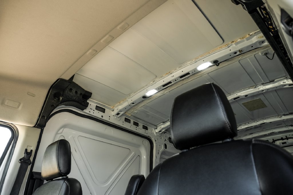 Used 2023 Ford Transit 250 Medium Roof RWD image 29