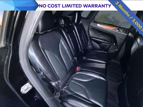 Used 2019 Lincoln MKC Select image 26