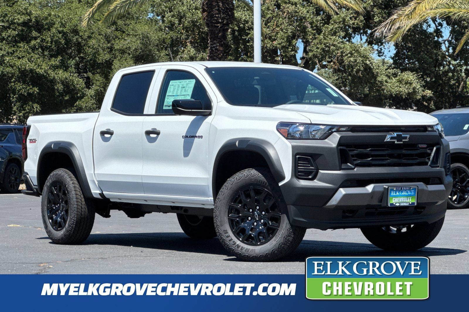 New 2026 Chevrolet Colorado Trail Boss AWD/4WD image 1