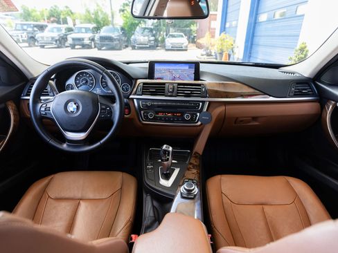 Used 2013 BMW 328i Sedan image 2