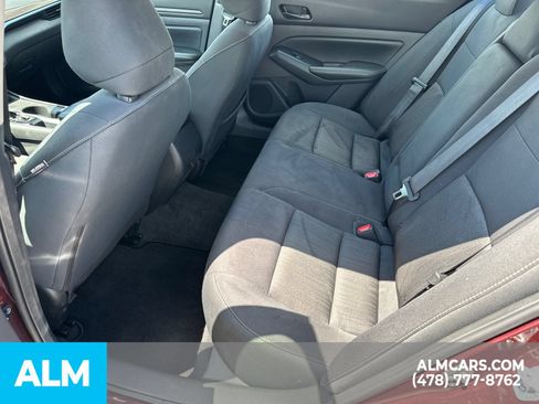 Used 2025 Nissan Altima 2.5 SV FWD image 23