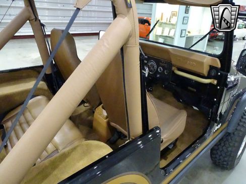 Used 1986 Jeep CJ 7 image 18