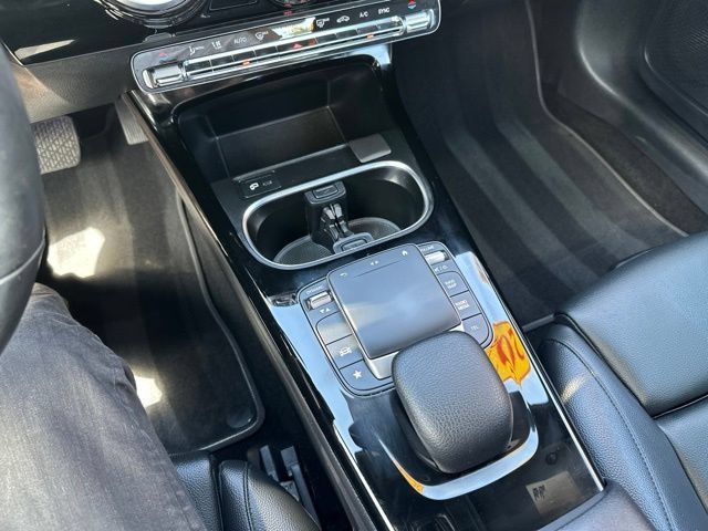 Used 2021 Mercedes-Benz CLA 250 4MATIC image 35