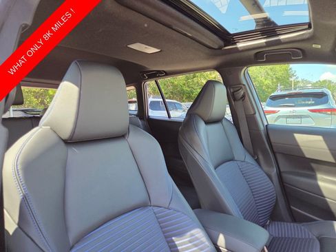Used 2025 Toyota Corolla Cross AWD Hybrid w/ Convenience Package image 15