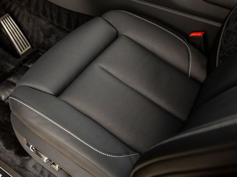 New 2027 Rolls-Royce Cullinan Black Badge AWD/4WD image 24