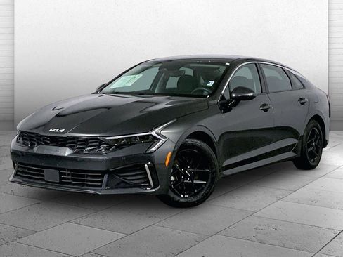 Used 2025 Kia K5 LXS FWD image 12