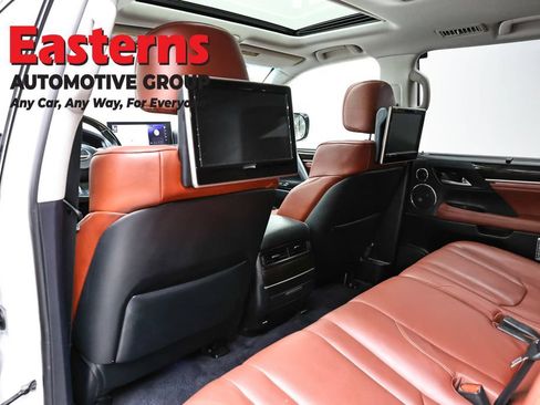 Used 2018 Lexus LX 570 4WD w/ Luxury Package image 25