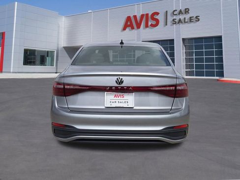 Used 2025 Volkswagen Jetta Sport FWD image 7