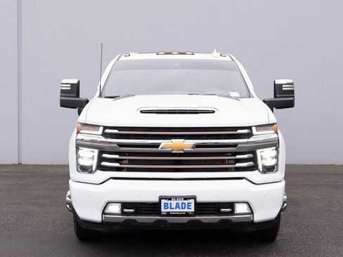 Used 2023 Chevrolet Silverado 3500 High Country image 23