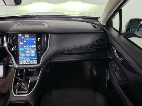 Certified 2025 Subaru Outback Premium image 27