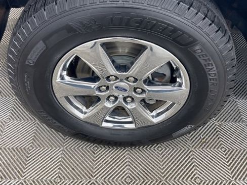 Used 2019 Ford F150 Lariat w/ Equipment Group 502A Luxury image 7