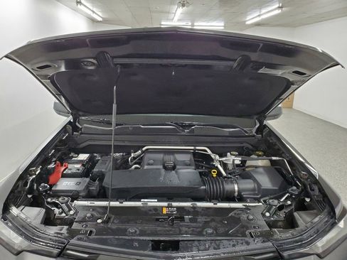 Used 2023 Chevrolet Colorado Trail Boss image 13
